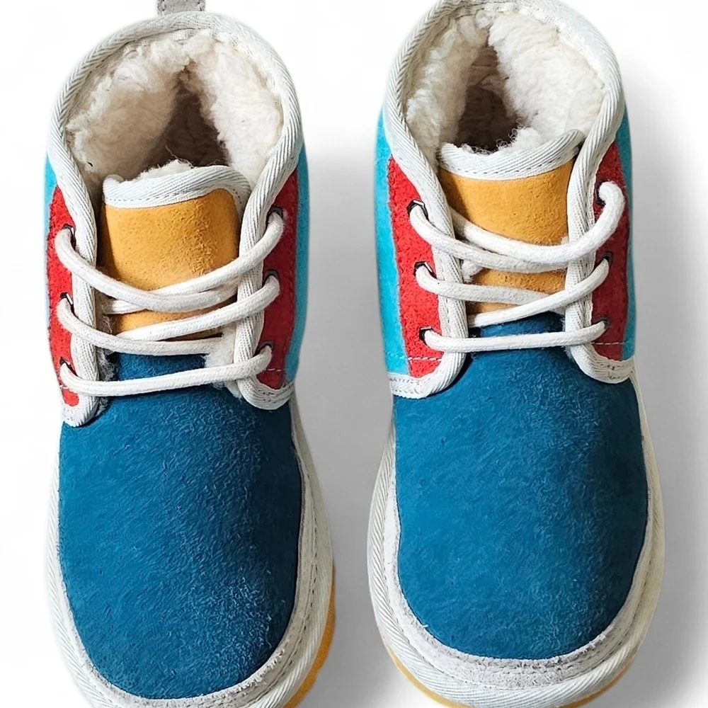UGG Neumel Mashup chukka Kids Colorblock Suede Boots Size 13